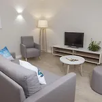 Ξενοδοχείο με διαμερίσματα Vitors Plaza