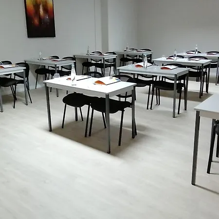 Vitors Plaza מלון דירות