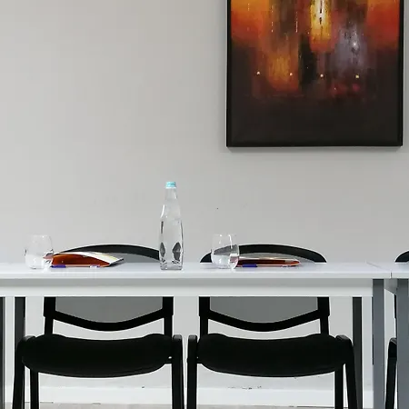 מלון דירות Vitors Plaza 4*