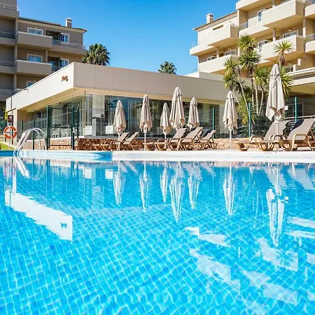 Vitors Plaza מלון דירות פורטימאו