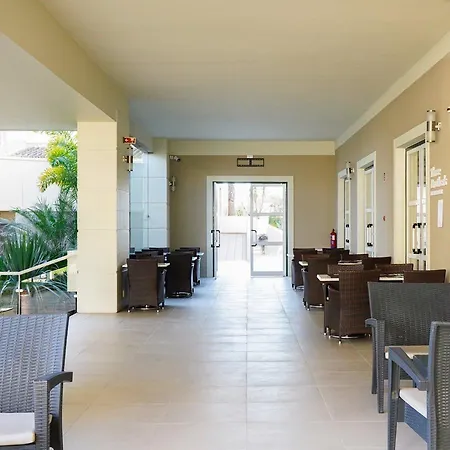 Vitors Plaza Lejlighedshotel 4*