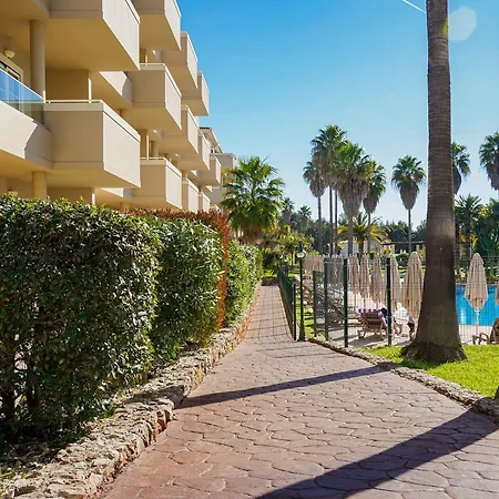 Vitors Plaza מלון דירות 4*