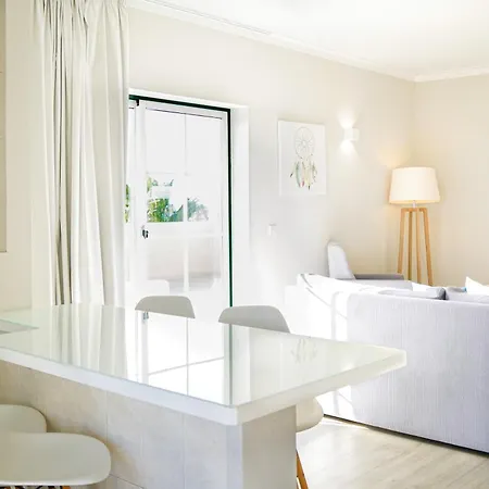 Vitors Plaza 4*