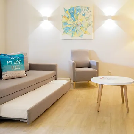 Vitors Plaza アパートホテル