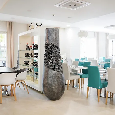 Vitors Plaza アパートホテル ポルティマン