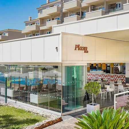 מלון דירות Vitors Plaza 4*