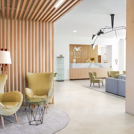 شقة فندقية Vitors Plaza 4*