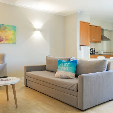 Vitors Plaza Aparthotel