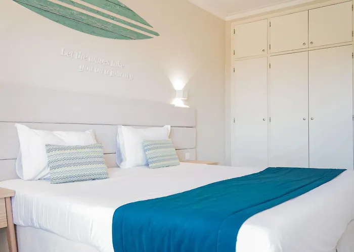 Vitors Plaza Aparthotel