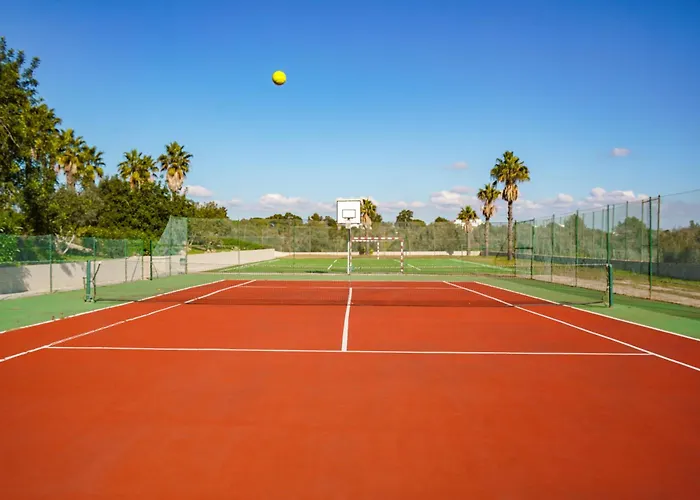 Vitors Plaza Aparthotel