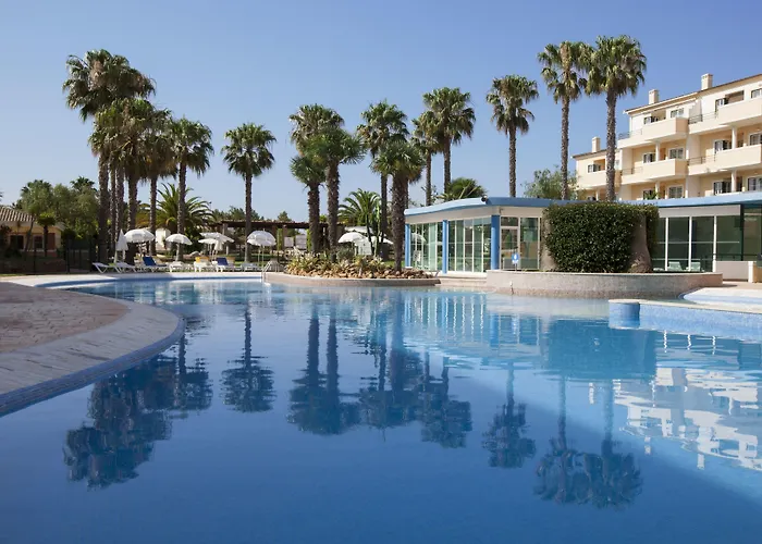 Vitors Plaza Aparthotel 4*