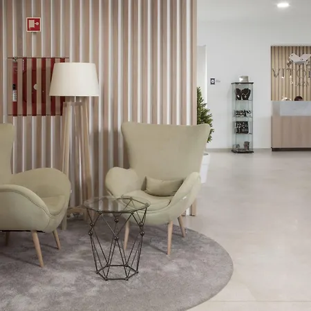 Vitors Plaza Lägenhetshotell Portimão