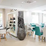 Vitors Plaza Aparthotel Portimao
