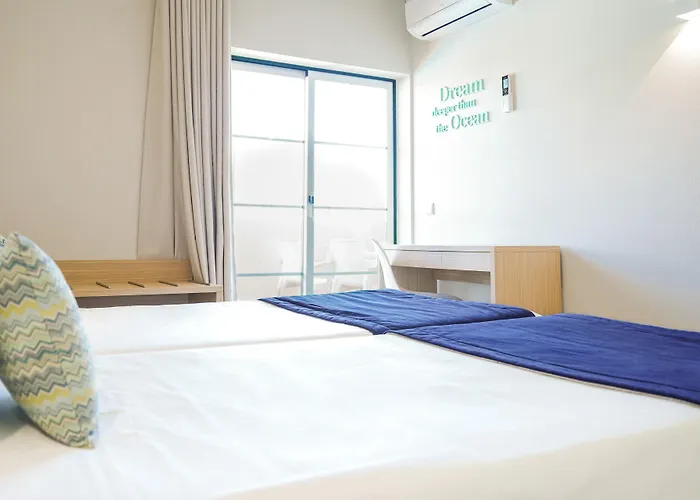 Vitors Plaza Портиман