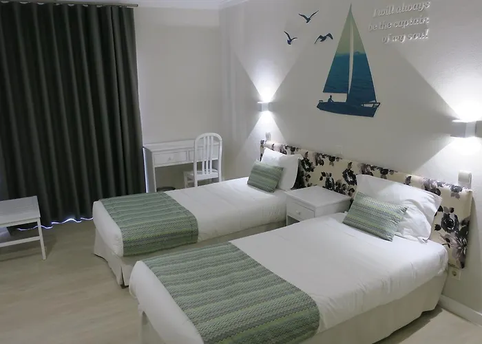 Апарт-отель Vitors Plaza 4*